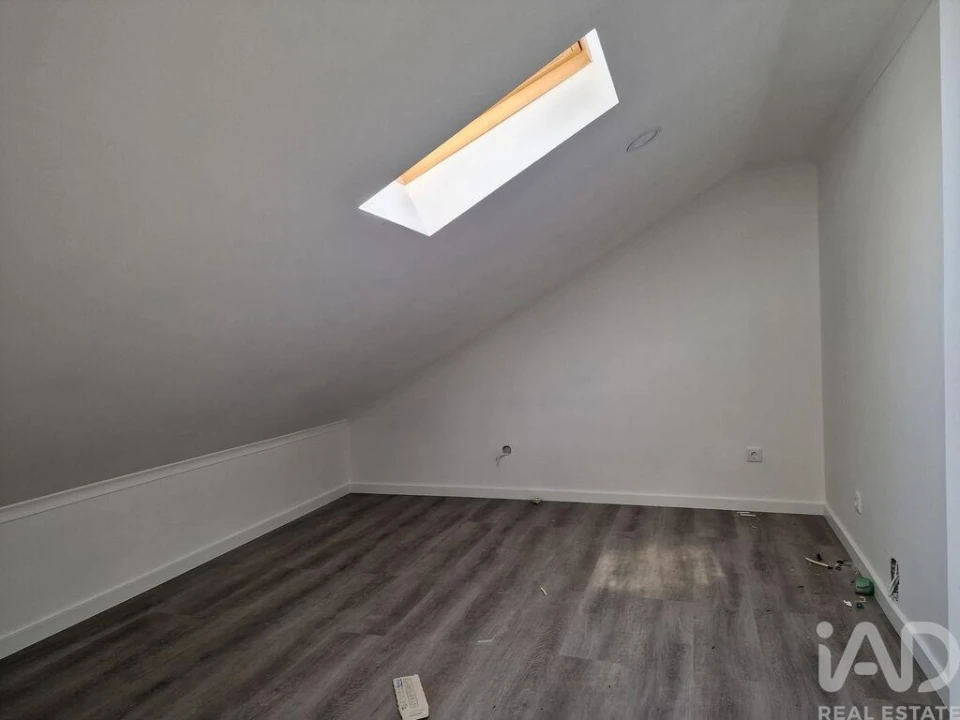 Moradia T4 para Venda em Bombarral e Vale Covo Foto 16