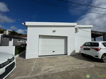 Moradia T2 para Venda em Praia do Almoxarife