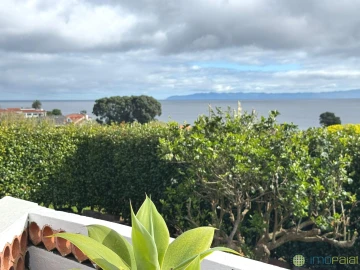 Moradia T2 para Venda em Praia do Almoxarife