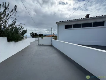 Moradia T2 para Venda em Praia do Almoxarife