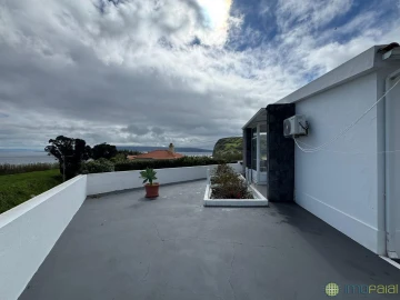 Moradia T2 para Venda em Praia do Almoxarife