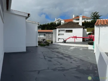 Moradia T2 para Venda em Praia do Almoxarife