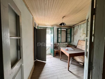 Moradia T2 para Venda em Vila Nova de Foz Côa