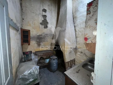 Moradia T2 para Venda em Vila Nova de Foz Côa