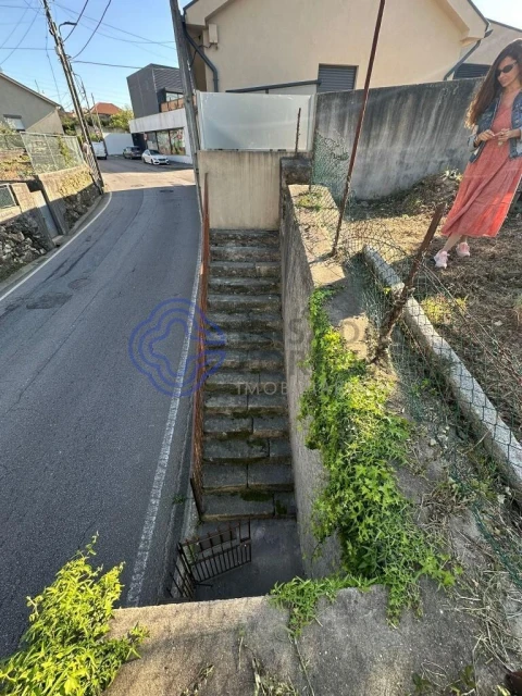 Terreno para Venda em Sandim, Olival, Lever e Crestuma