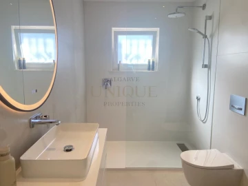 Moradia T3 para Venda em Lagos (São Sebastião e Santa Maria)