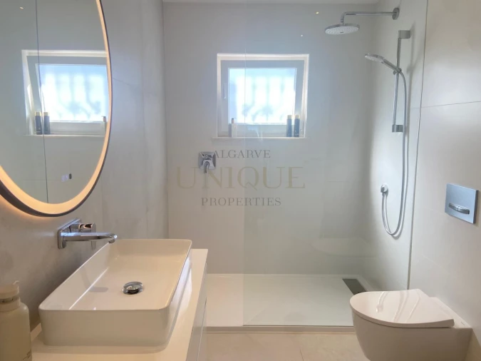 Moradia T3 para Venda em Lagos (São Sebastião e Santa Maria) Foto 16