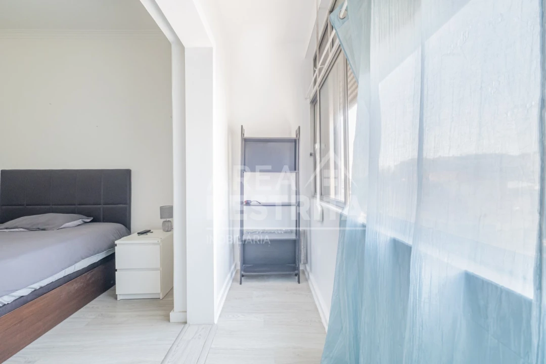 Apartamento T2 para Venda em Amora Foto 8