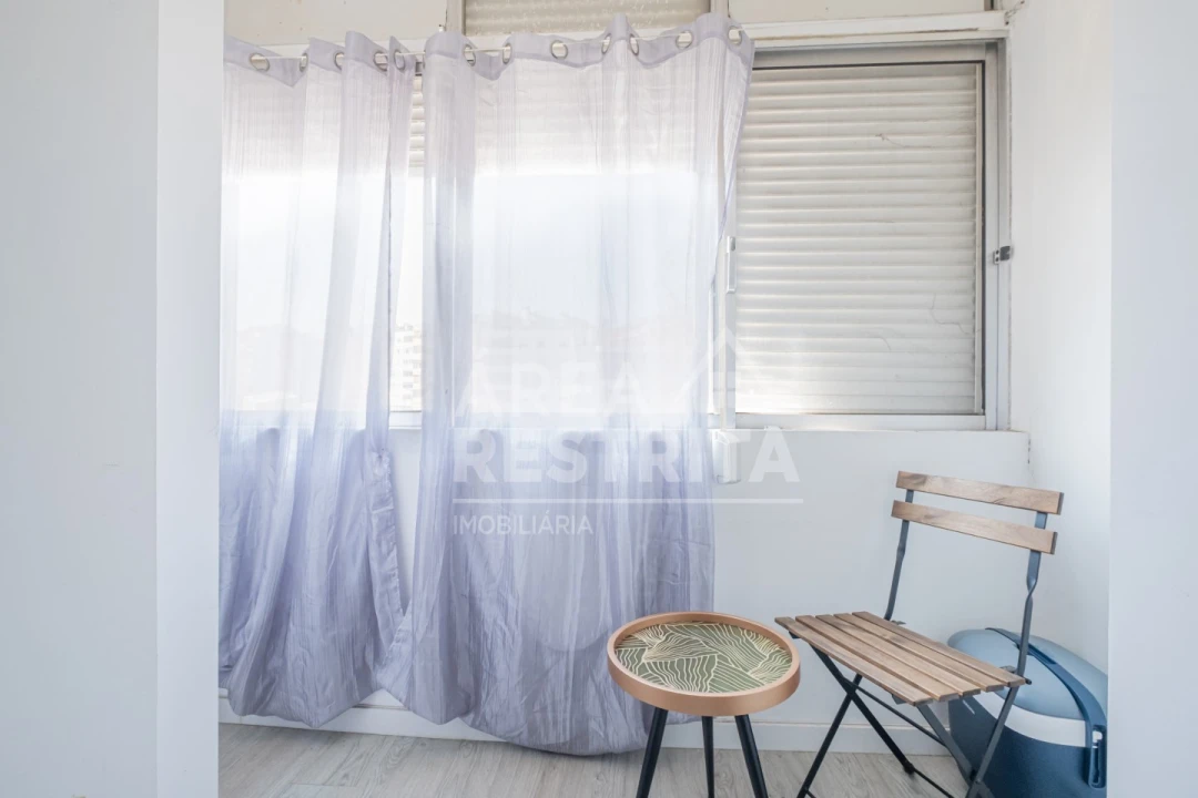 Apartamento T2 para Venda em Amora Foto 17