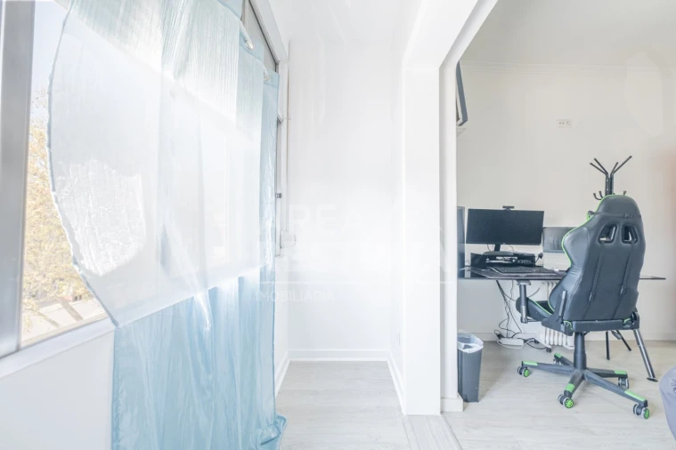 Apartamento T2 para Venda em Amora Foto 12