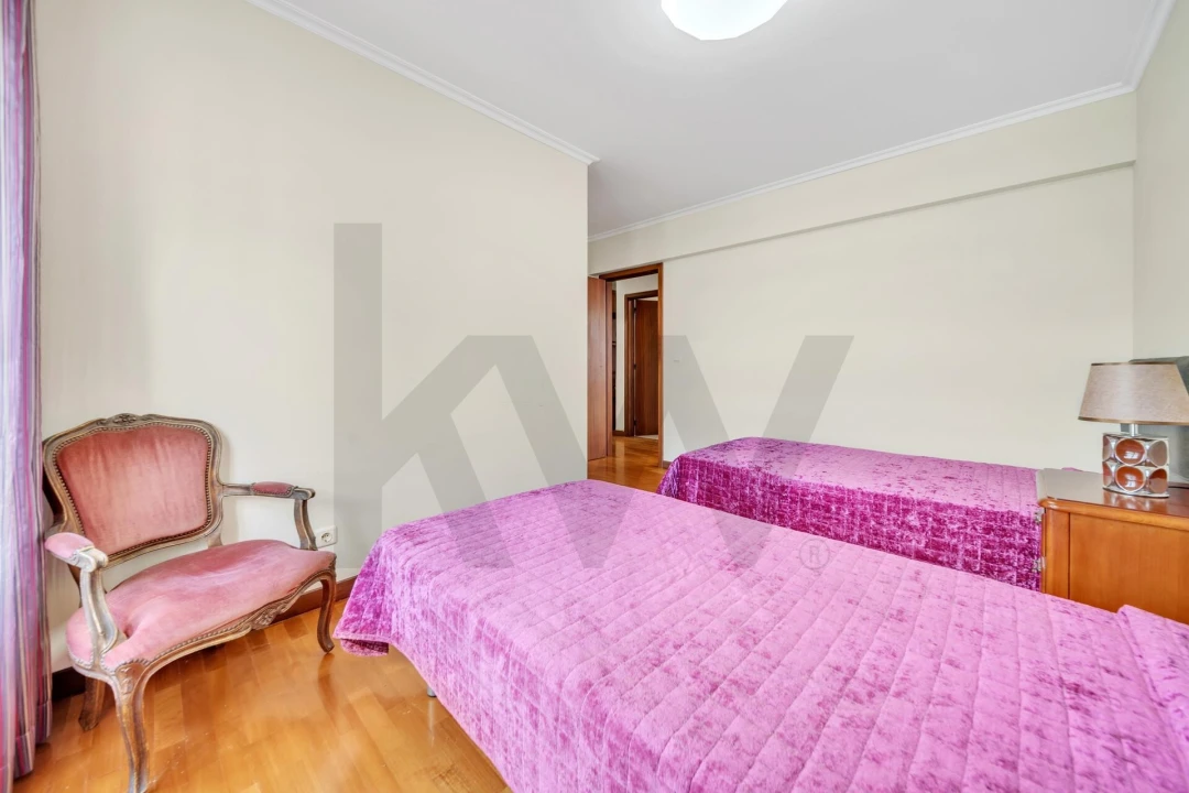 Apartamento T3 para Arrendamento em São Martinho Foto 20