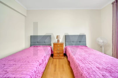 Apartamento T3 para Arrendamento em São Martinho