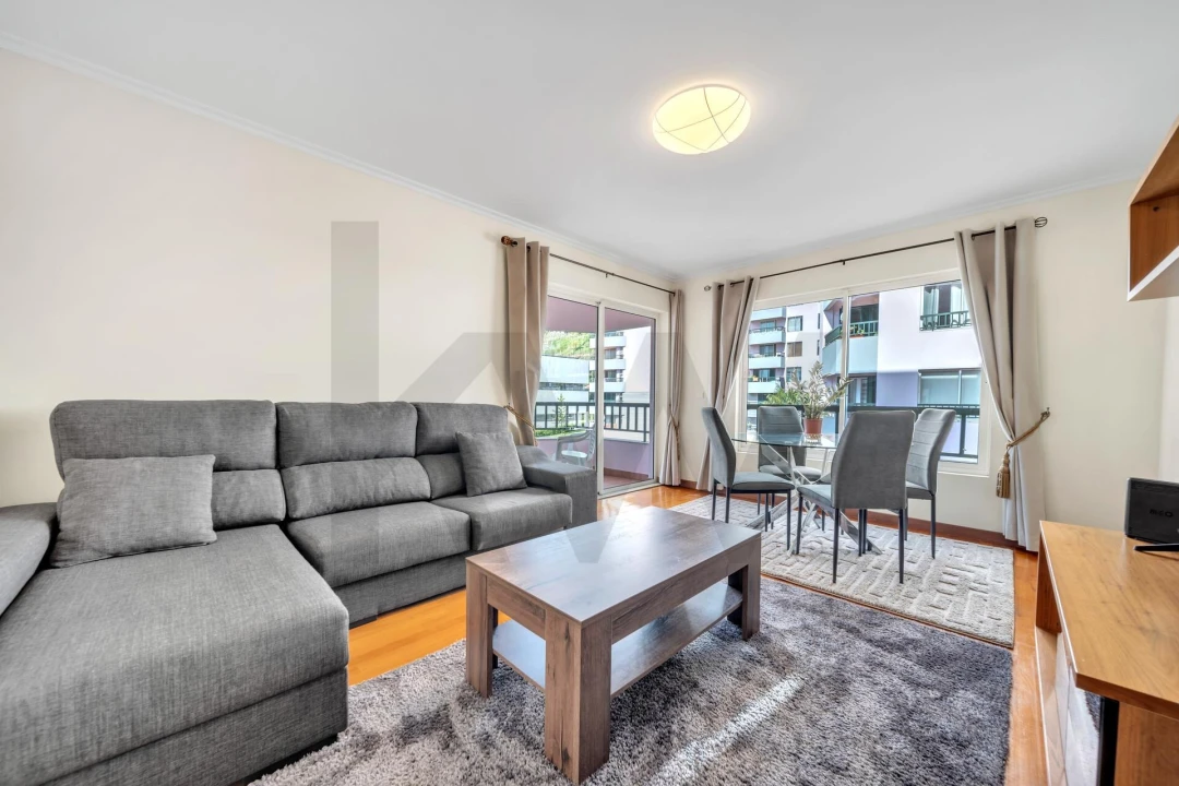 Apartamento T3 para Arrendamento em São Martinho Foto 11