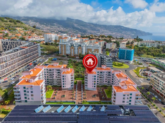 Apartamento T3 para Arrendamento em São Martinho Foto 2