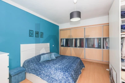 Moradia T3 para Venda em Ferreiras