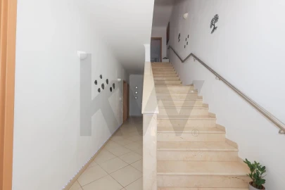 Moradia T3 para Venda em Ferreiras