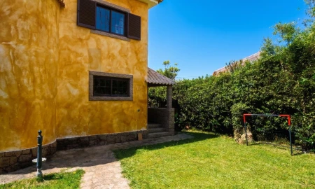 Moradia T4 para Arrendamento em Alcabideche