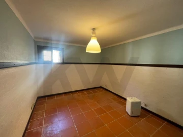 Moradia T4 para Arrendamento em Alcabideche