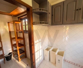 Moradia T4 para Arrendamento em Alcabideche