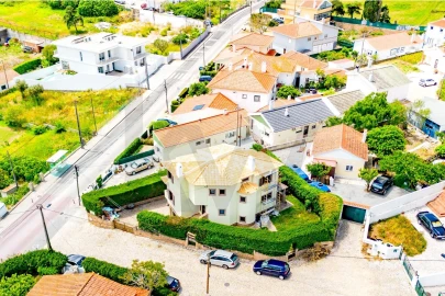 Moradia T4 para Arrendamento em Alcabideche