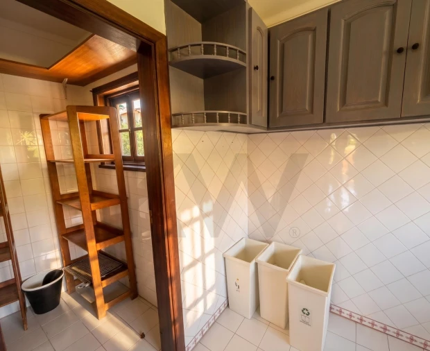 Moradia T4 para Arrendamento em Alcabideche Foto 14