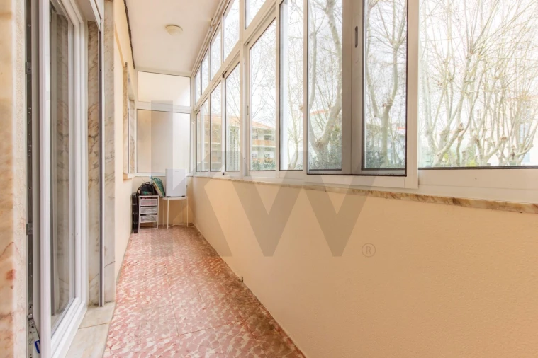 Apartamento T3 para Venda em Almada, Cova da Piedade, Pragal e Cacilhas Foto 2