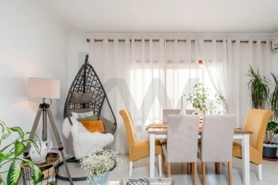 Apartamento T3 para Venda em Palhais e Coina