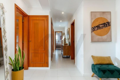 Apartamento T3 para Venda em Palhais e Coina