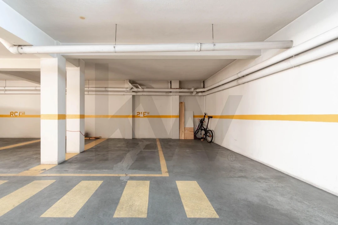 Apartamento T3 para Venda em Palhais e Coina Foto 42