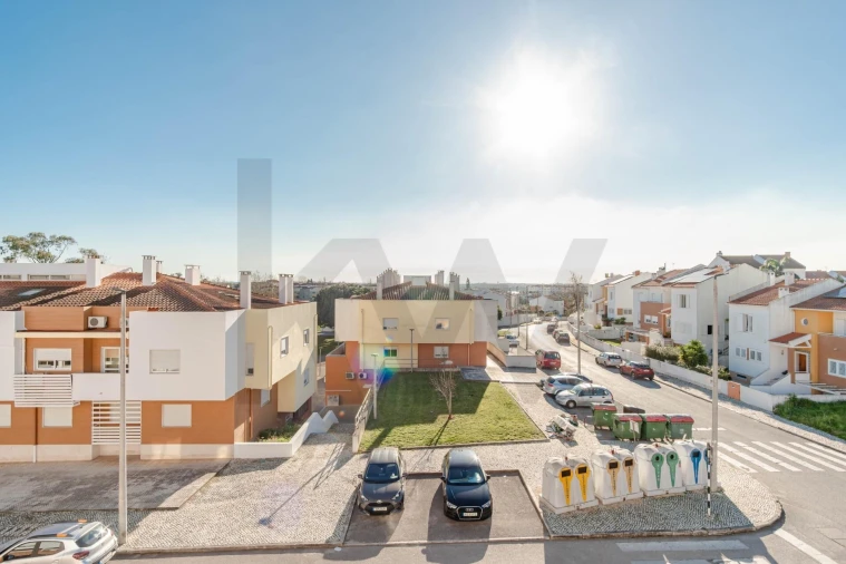 Apartamento T3 para Venda em Palhais e Coina Foto 40