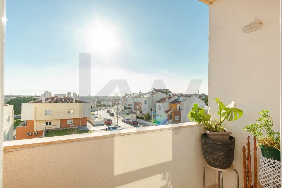 Apartamento T3 para Venda em Palhais e Coina Foto 32