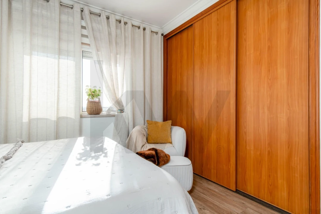 Apartamento T3 para Venda em Palhais e Coina Foto 23