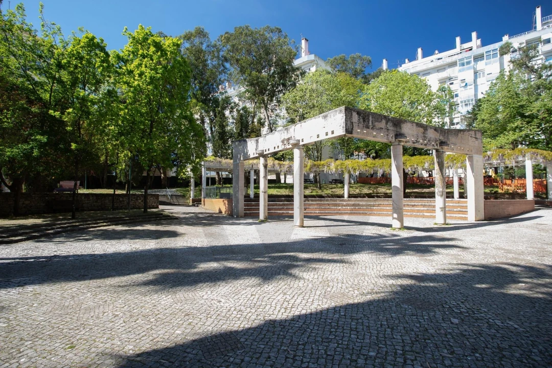 Apartamento T3 para Venda em Benfica Foto 30