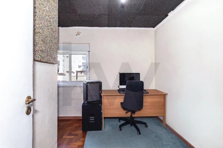 Apartamento T3 para Venda em Benfica Foto 22