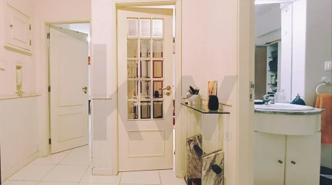 Apartamento T2 para Arrendamento em Algueirão-Mem Martins