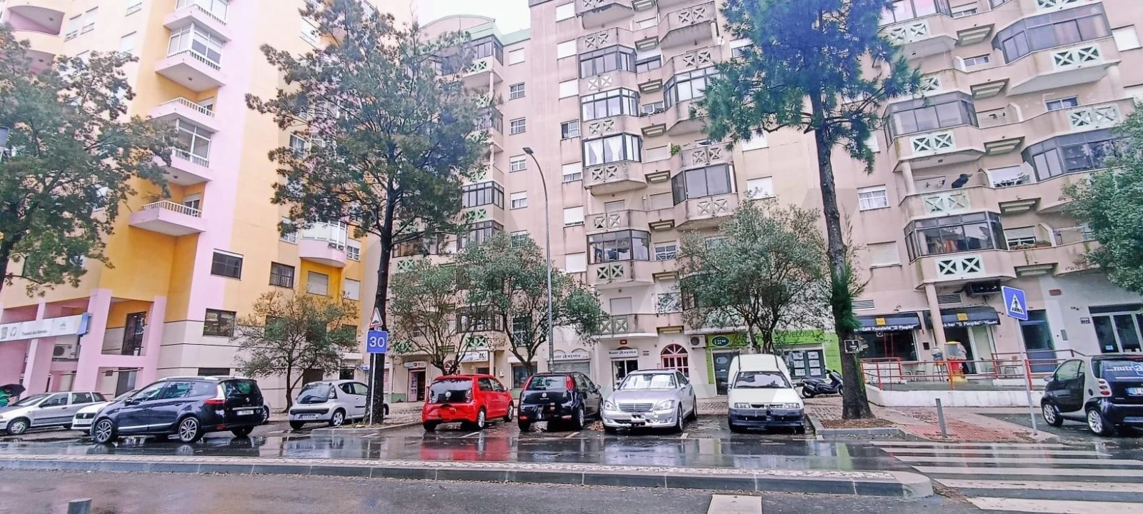 Apartamento T2 para Arrendamento em Algueirão-Mem Martins Foto 14