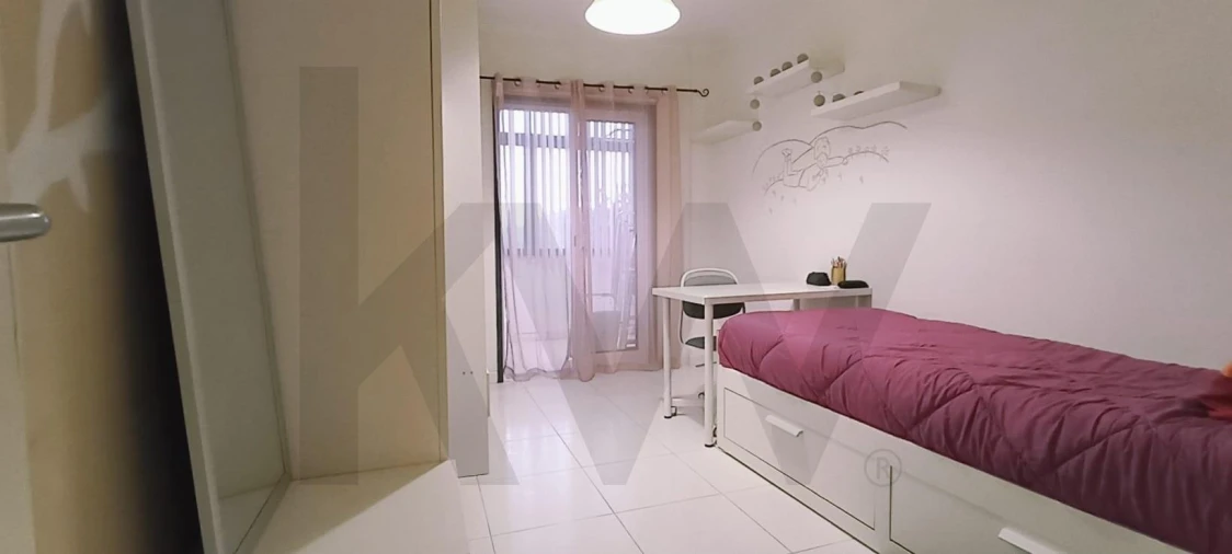 Apartamento T2 para Arrendamento em Algueirão-Mem Martins Foto 8