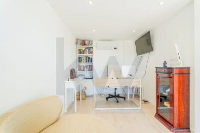 Moradia T3 para Venda em Ramada e Caneças