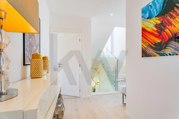 Moradia T3 para Venda em Ramada e Caneças Foto 13