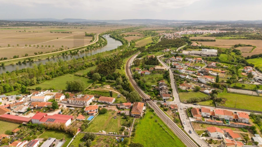 Moradia T3 para Venda em Santo Varão Foto 13