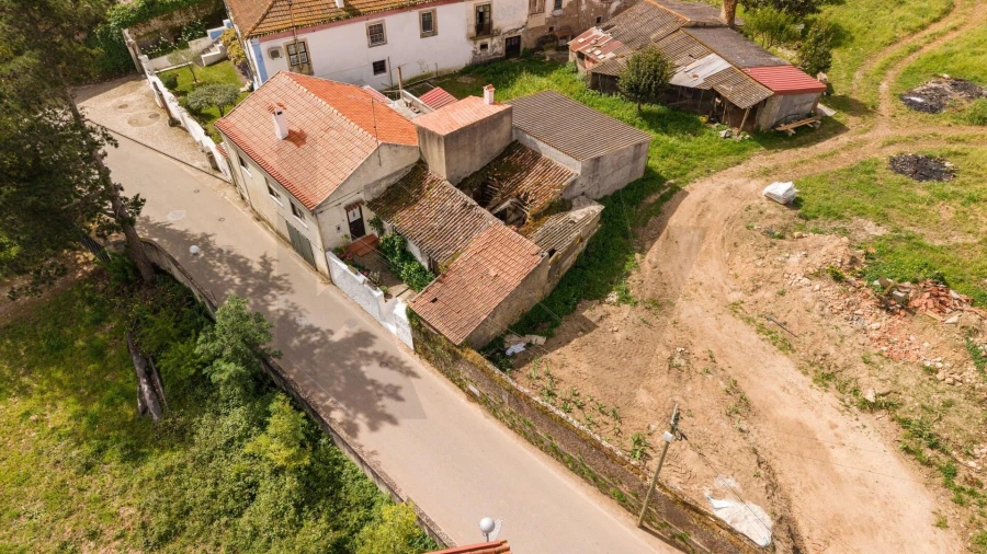 Moradia T3 para Venda em Santo Varão Foto 4