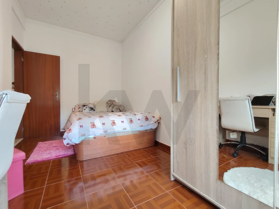 Apartamento T3 para Venda em Moita Foto 24