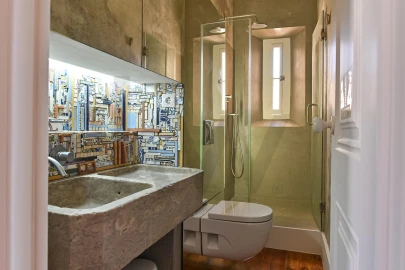 Apartamento T3 para Arrendamento em Santa Maria Maior