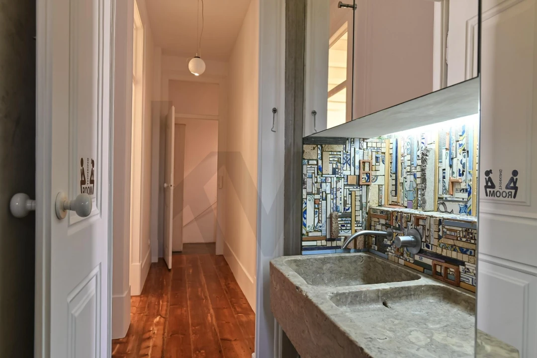 Apartamento T3 para Arrendamento em Santa Maria Maior Foto 20