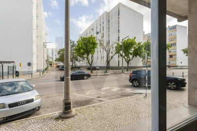 Apartamento T2 para Venda em Corroios
