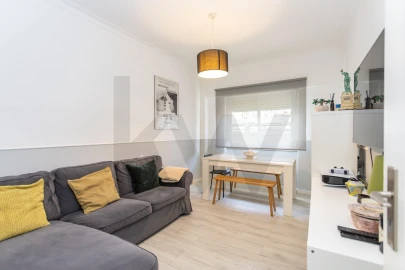 Apartamento T2 para Venda em Corroios