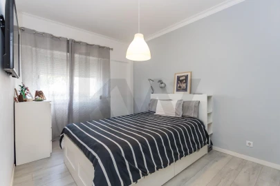 Apartamento T2 para Venda em Corroios