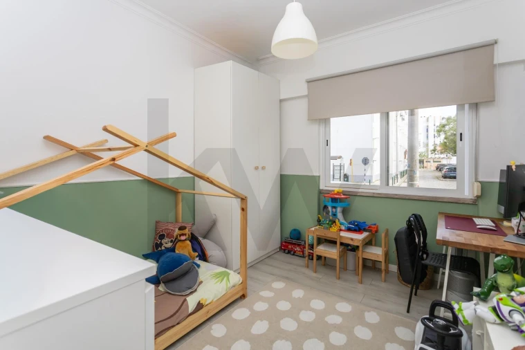 Apartamento T2 para Venda em Corroios Foto 4