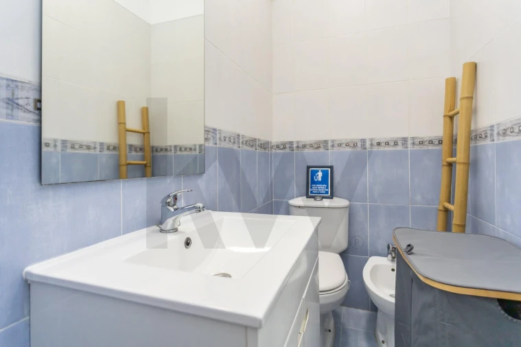 Apartamento T2 para Venda em Corroios Foto 15