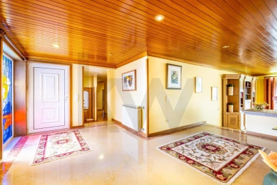 Quinta T4 para Venda em Nogueira do Cravo e Pindelo